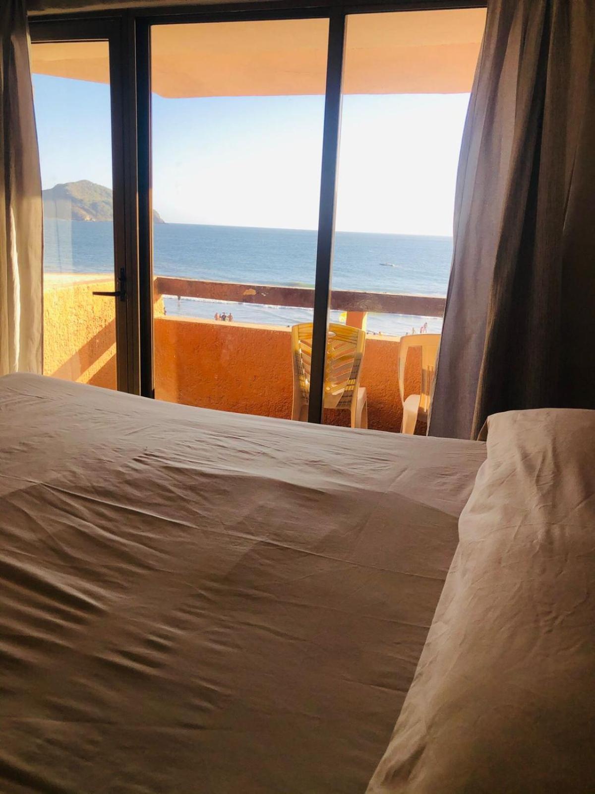 Playa Suites Mazatlán Rom bilde